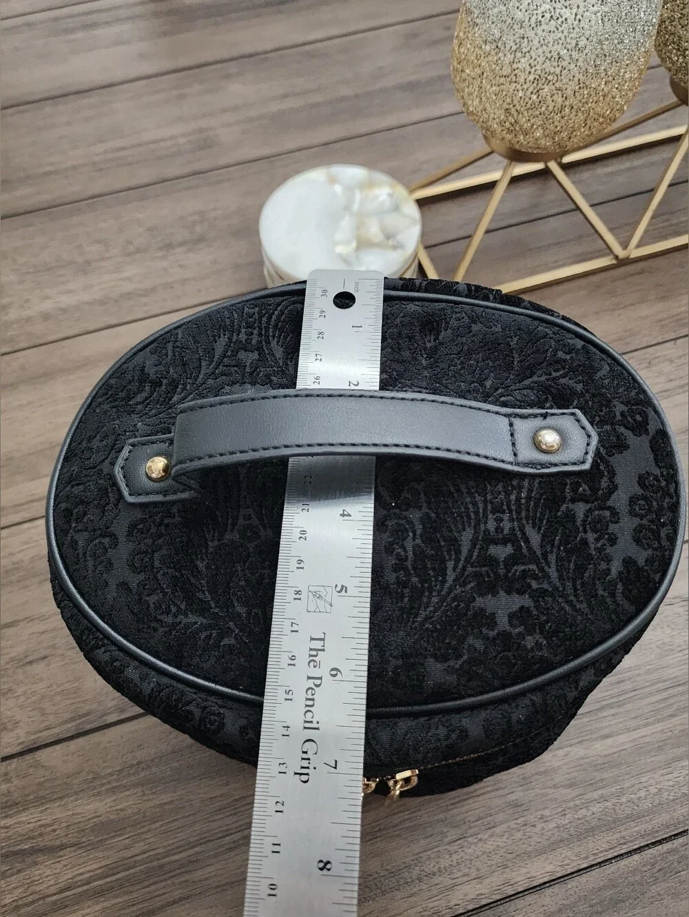 Vince Camuto Black Logo-Lined Cosmetic Bag With Gold Hardware